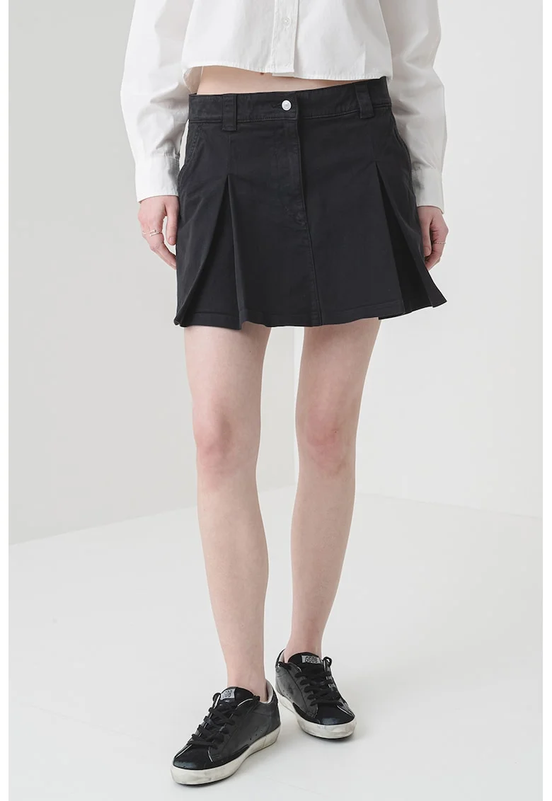 Fusta mini din denim cu model plisat