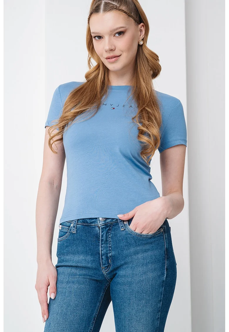 Tricou cu decolteu la baza gatului si imprimeu logo
