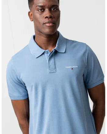 Tricou polo cu logo discret
