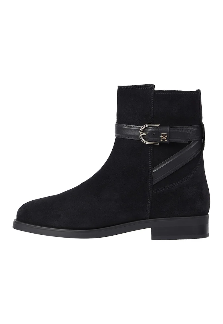 Ghete de piele intoarsa, Negru