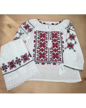 Compleu traditional fetite Iustina