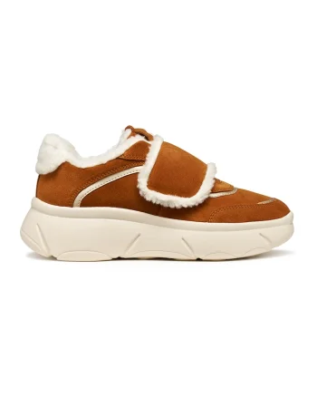 Pantofi sport de piele intoarsa cu detalii din teddy, Maro scortisoara