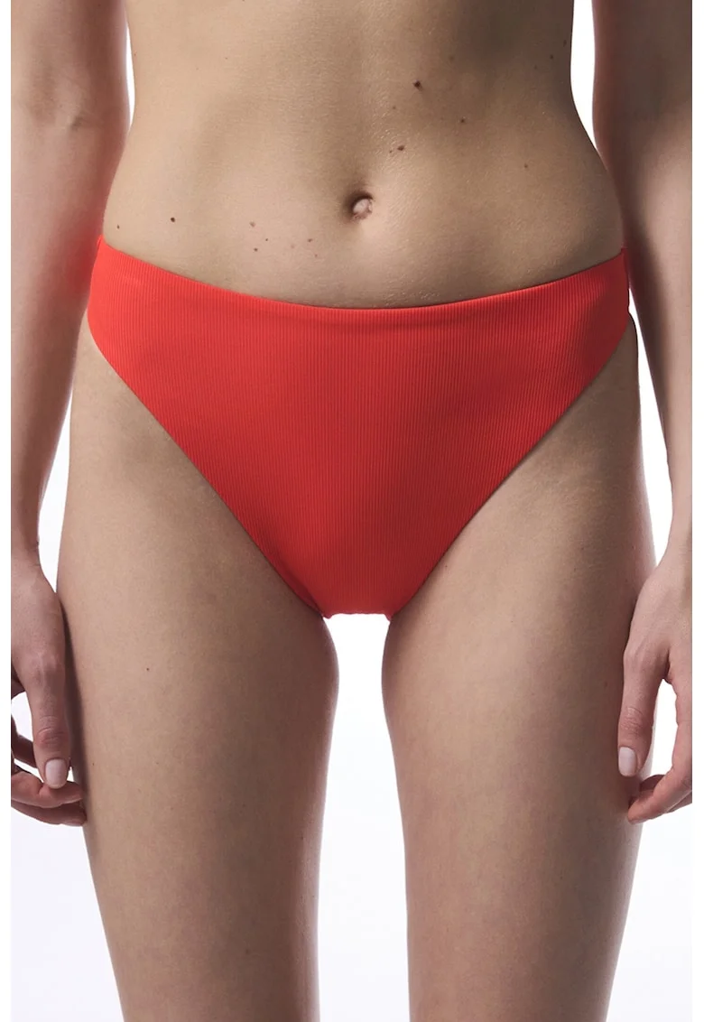 Bikini cu model uni, Rosu vermillion