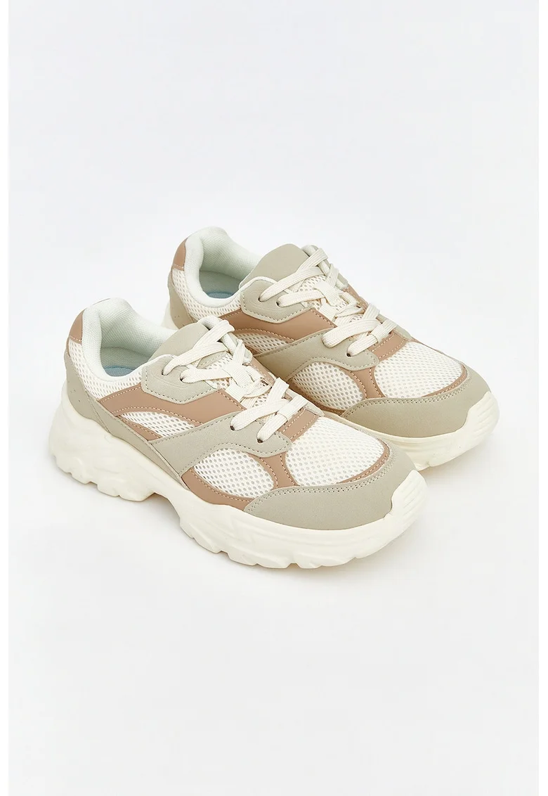 Pantofi sport masivi cu material exterior de plasa si piele ecologica, Alb murdar/Grej