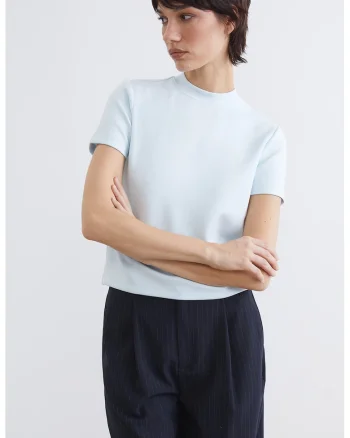 Tricou uni cu decolteu la baza gatului, Albastru pal