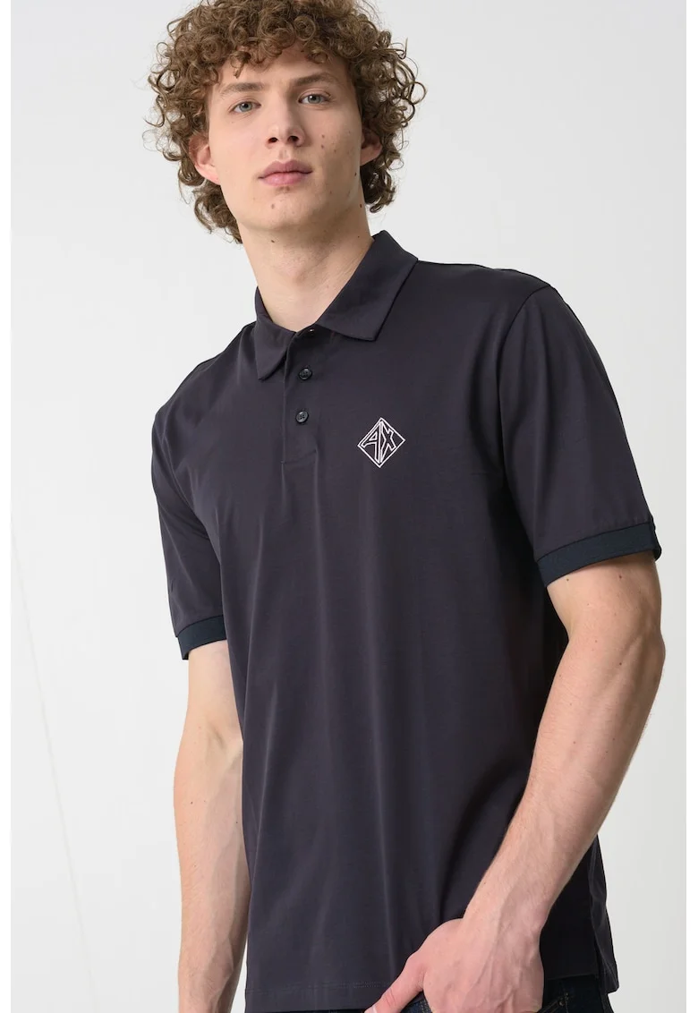 Tricou polo cu logo discret pe piept, Negru stins