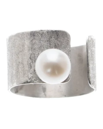 Inel din argint cu perla, Eclipse, Produsul este livrat in ambalaj personalizat.