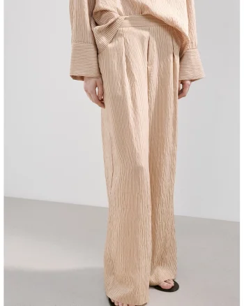 Pantaloni din amestec de lyocell cu croiala dreapta, Maro/Bej