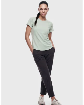 Tricou cu maneci raglan si terminatie rotunjita, Verde pal