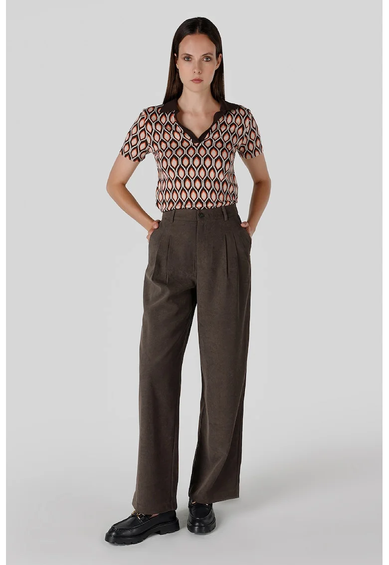 Pantaloni cu talie inalta si detalii plisate, Maro cognac