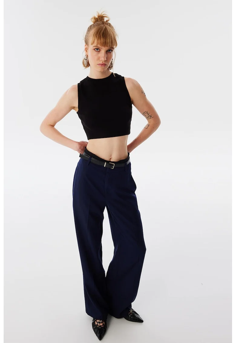 Pantaloni din lyocell cu o curea de piele ecologica, Negru