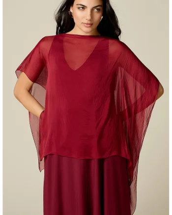 Poncho semitransparent, Rosu inchis