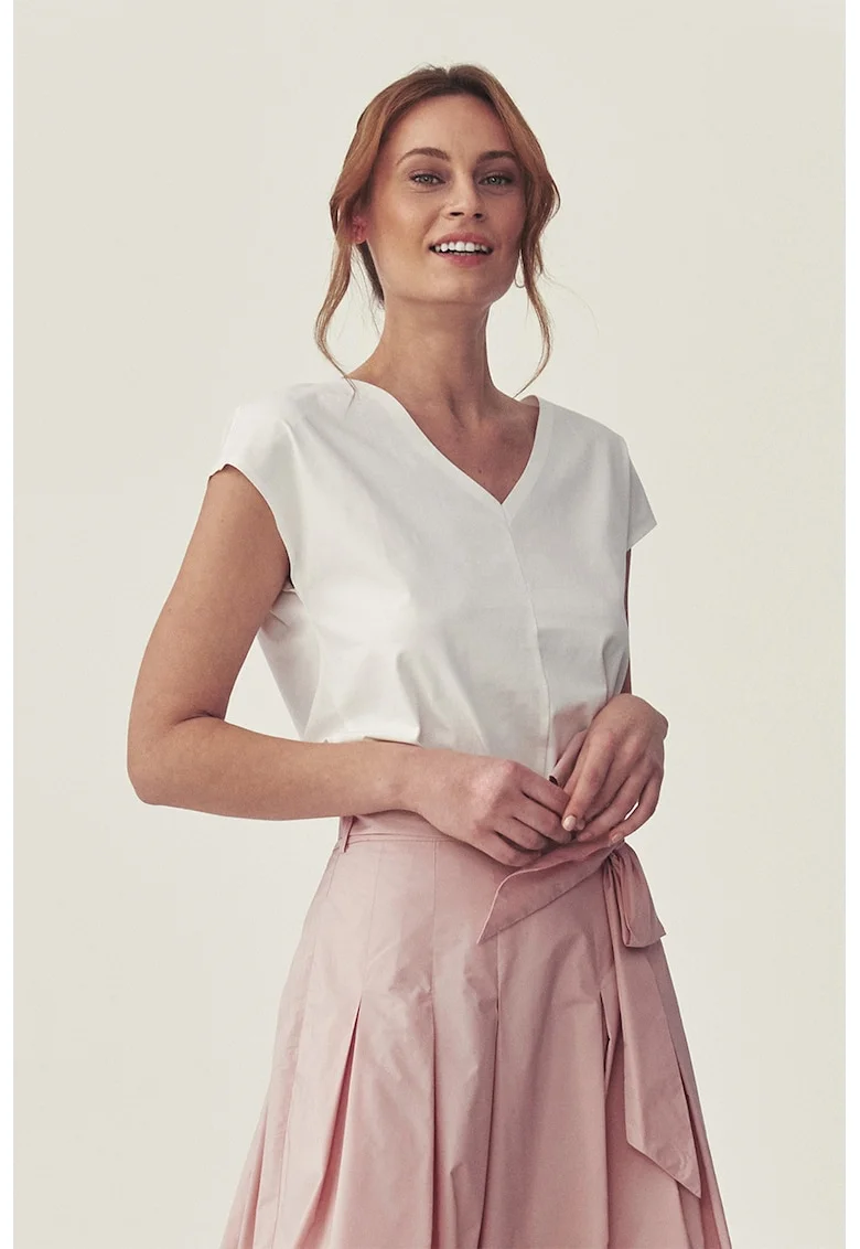 Tricou cu decolteu in V si model uni, Alb