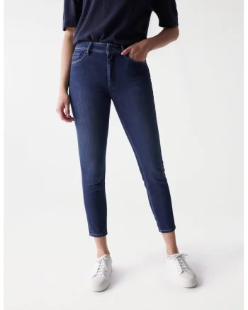 Blugi crop cu croiala skinny