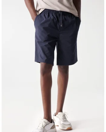 - Pantaloni scurti din bumbac cu buzunar aplicat pe spate
