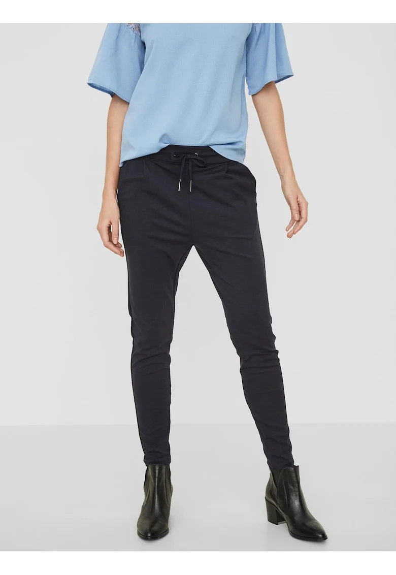 Pantaloni de trening slim fit cu snur in talie