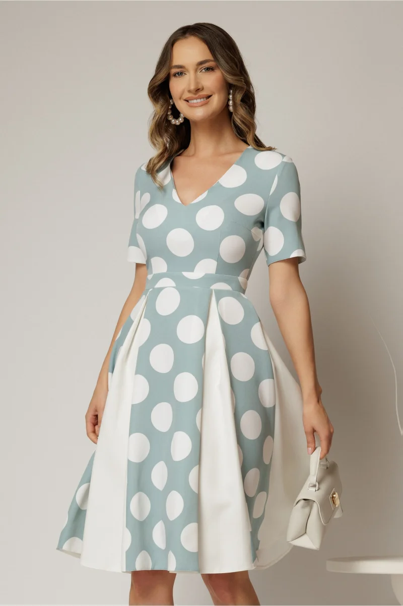 Rochie DY Fashion bleu cu buline mari si pliuri ample in contrast