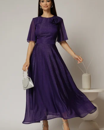 Rochie DY Fashion lunga mov din voal cu fir lurex in clos cu accesoriu la bust