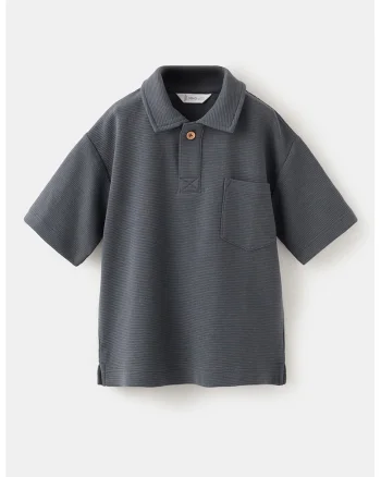 Tricou polo cu buzunar pe piept, Gri carbune