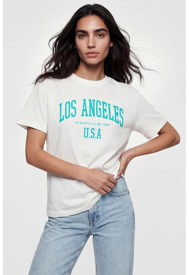 Tricou cu decolteu la baza gatului si text, Alb/Turcoaz inchis
