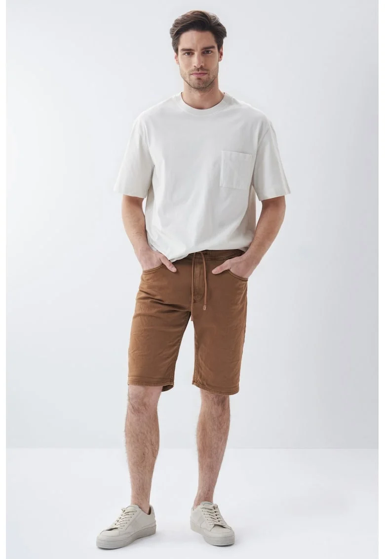 Pantaloni scurti cu snur pentru ajustare in talie