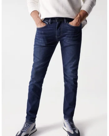 Blugi slim fit cu talie medie si buzunare