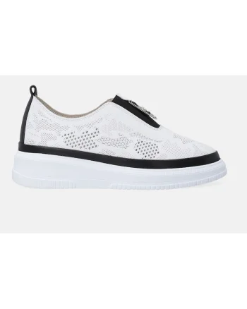Pantofi din piele cu perforatii