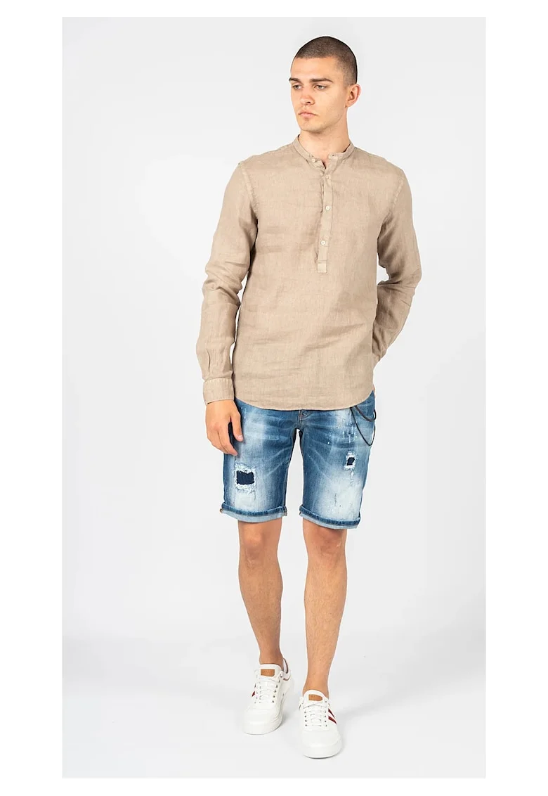 Bluza uni cu fenta cu nasturi,