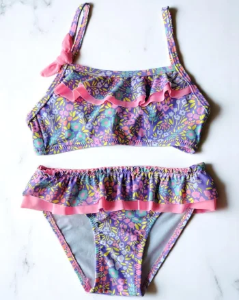 Costum de baie fete 2 piese, cu volane multicolor