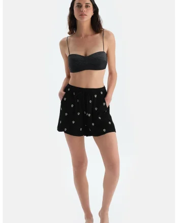 Pantaloni scurti cu buzunare laterale, Negru