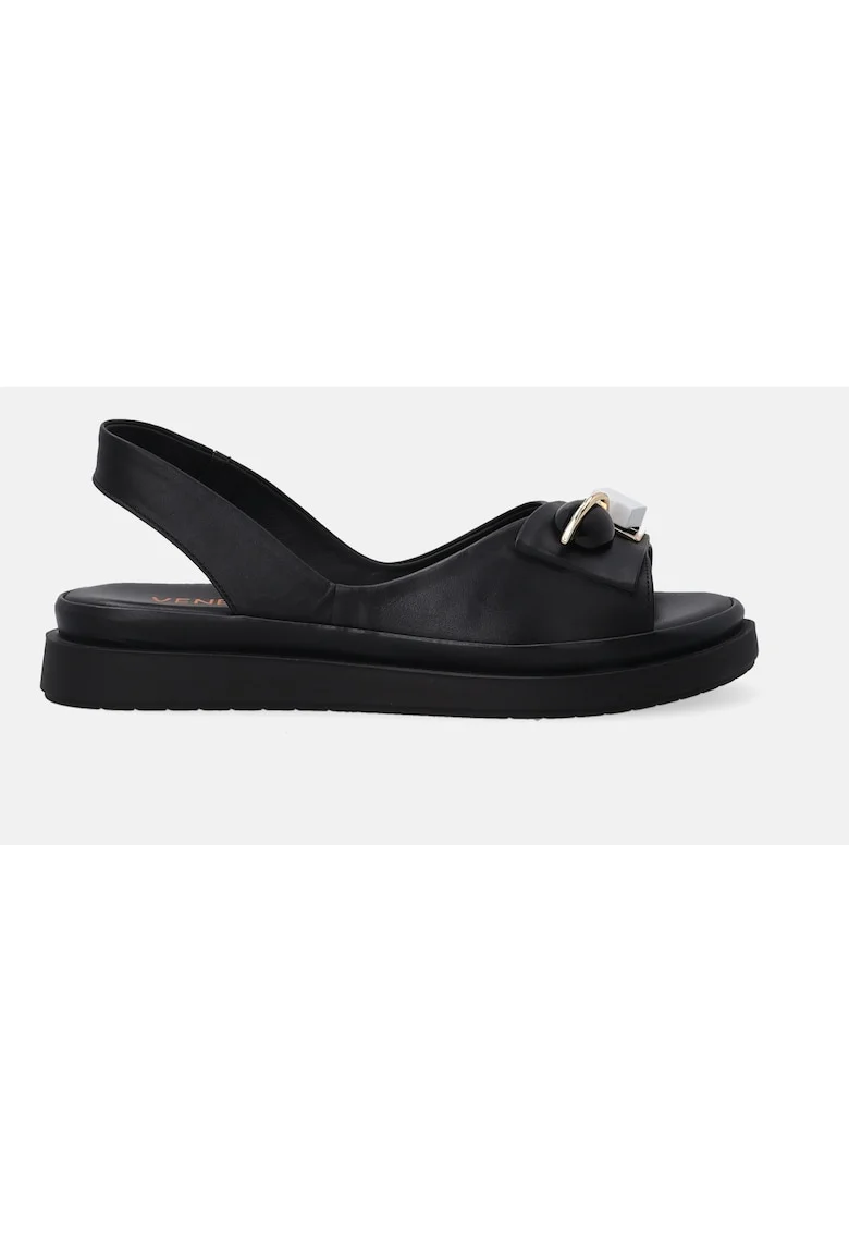 Sandale de piele cu elemente decorative