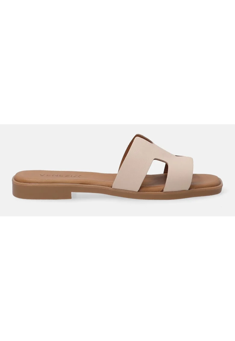 Papuci uni de piele