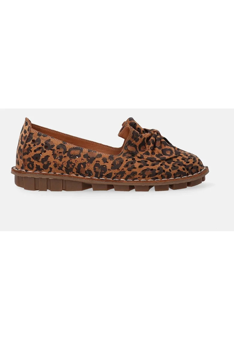 Balerini animal print cu varf rotund