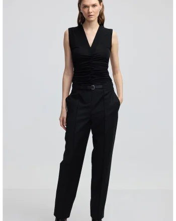 Pantaloni regular fit cu talie medie, Negru