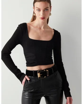 Bluza crop cu decolteu patrat, Negru