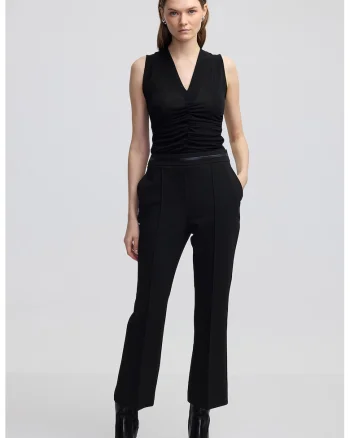 Pantaloni capri regular fit, Negru