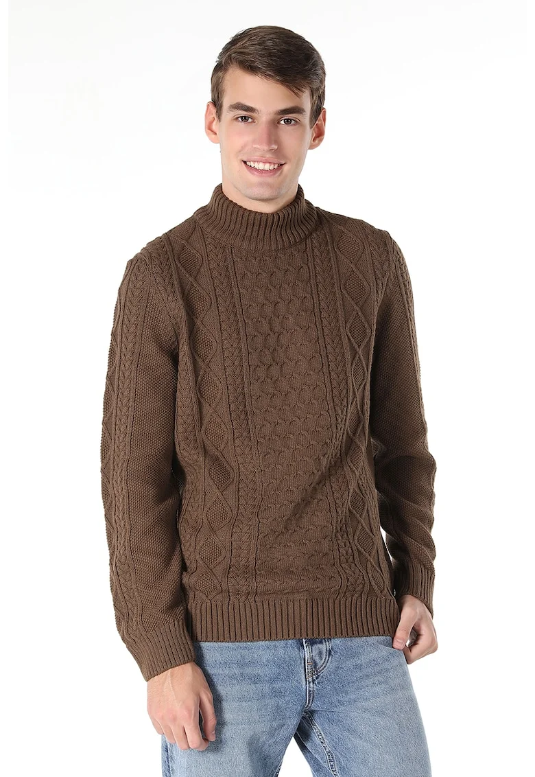 Pulover cu model torsade si guler scurt, Maro