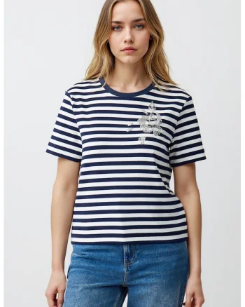 Tricou in dungi cu aplicatii de paiete, Alb/Albastru ultramarin/Argintiu