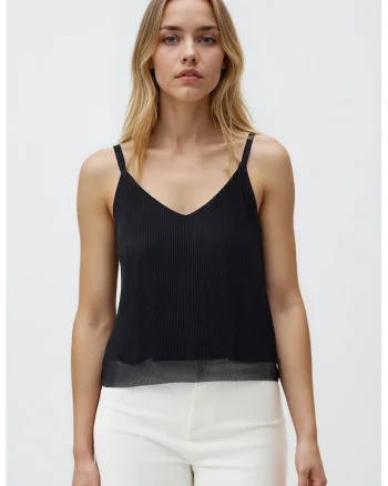 Bluza uni cu decolteu in V, Negru