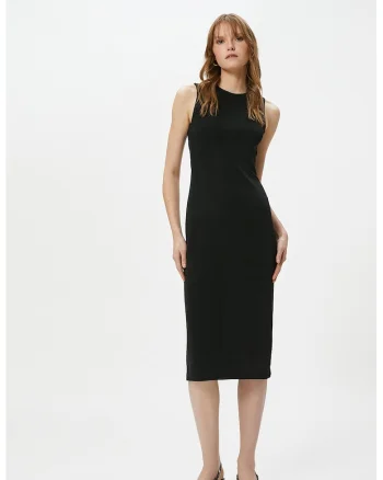 Rochie cambrata cu decupaj pe partea din spate, Negru