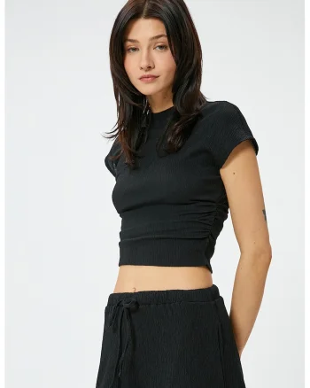 Tricou crop cu aspect texturat, Negru