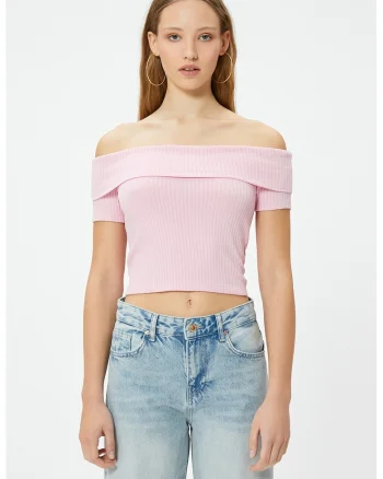 Tricou striat cu decolteu pe umeri, Roz pastel