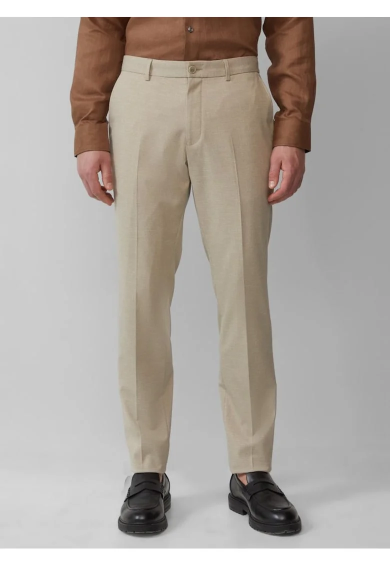 Pantaloni costum barbati cu model fin si croiala Regular Fit, Maro