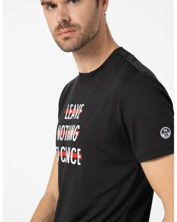 Tricou cu decolteu la baza gatului si detaliu logo pe piept Mistral, Rosu/Alb/Negru