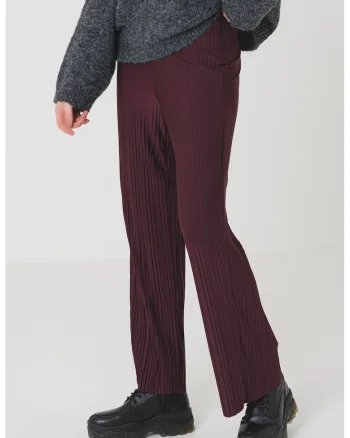 Pantaloni drepti cu pliuri, Visiniu
