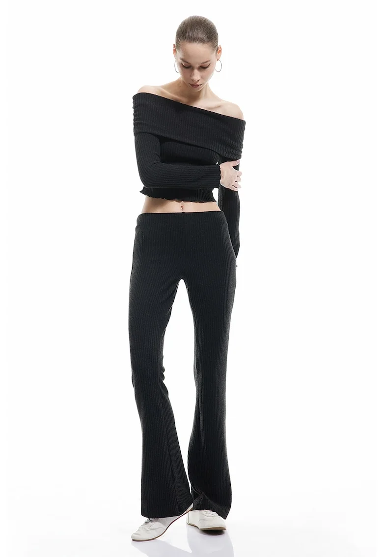 Pantaloni slim fit cu talie medie, Negru