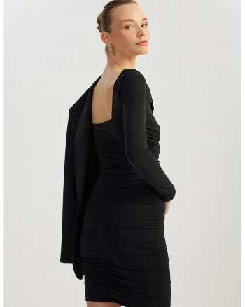 Rochie mini cambrata cu model uni, Negru