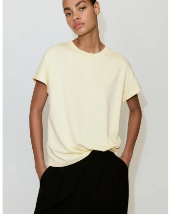 Tricou cu decolteu rotund, Galben pal