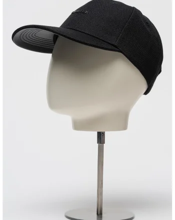 Sapca cu logo, Negru