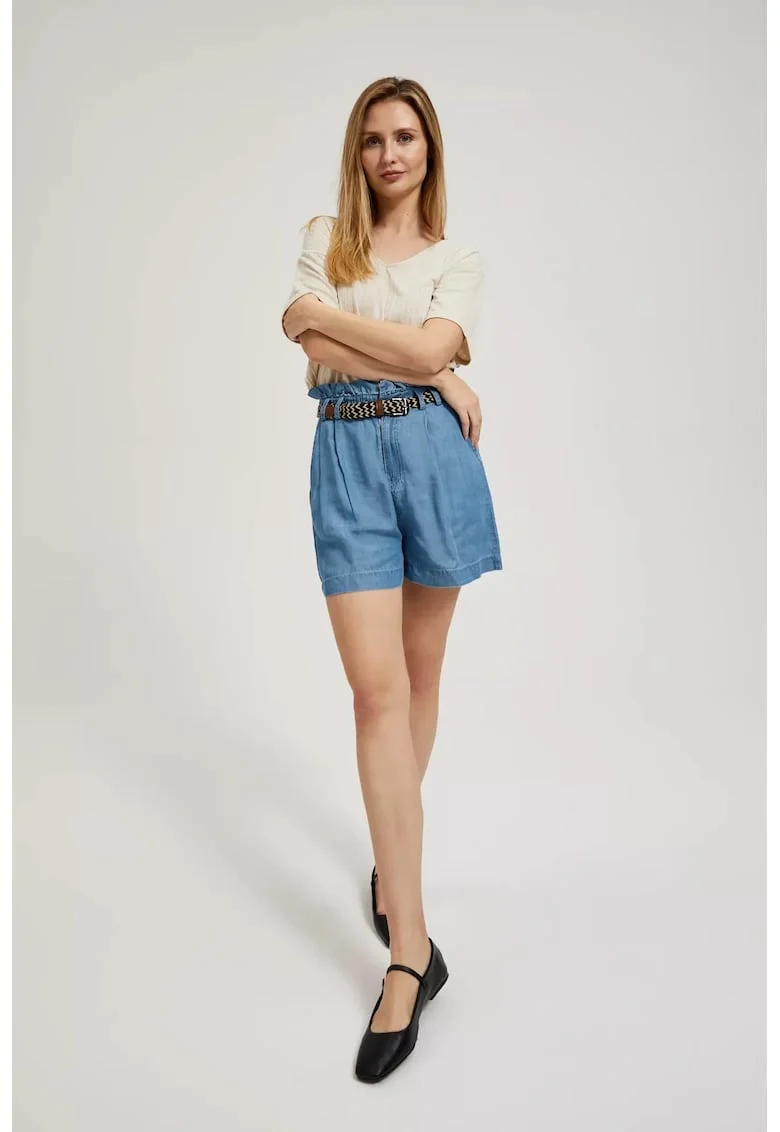Shorts albastre cu talie incretita si curea, Albastru